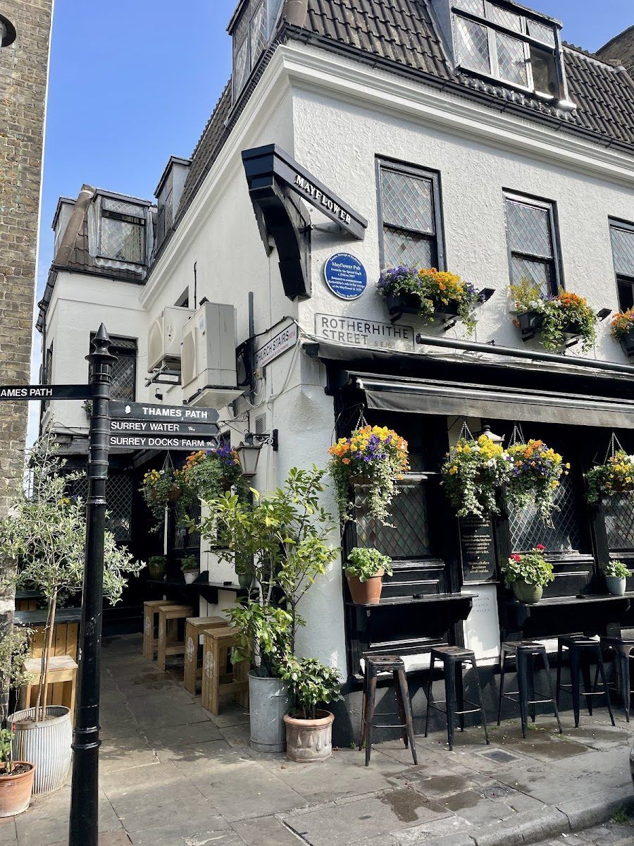 The Mayflower Rotherhithe atmosphere