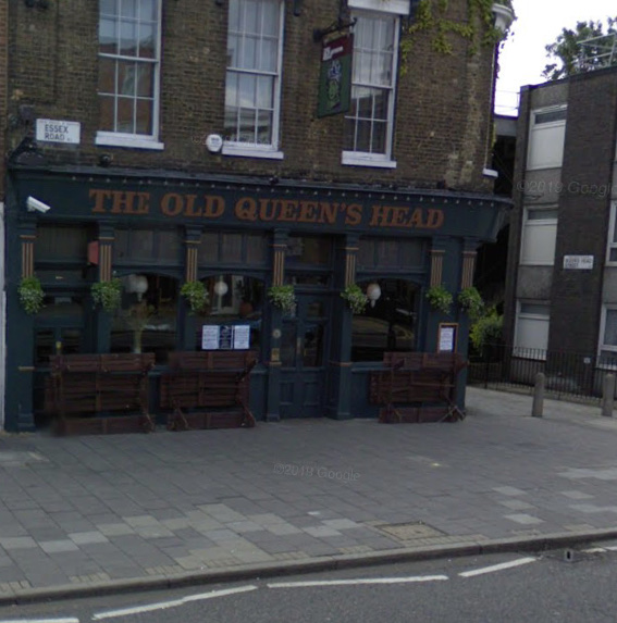 The Old Queen's Head interior, view 4