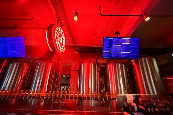 Arts District Brewing, Los Angeles