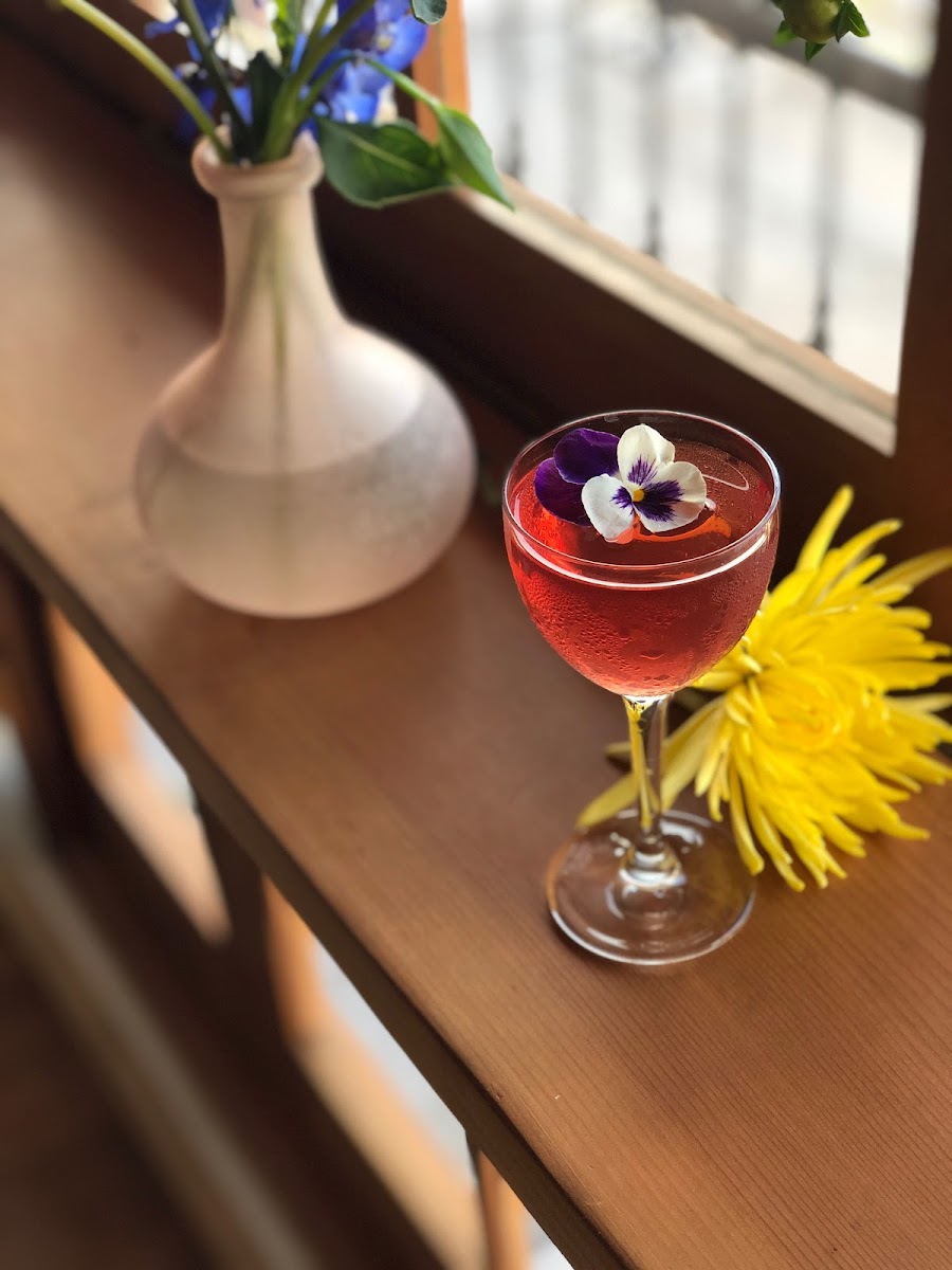 Bar Flores, Los Angeles
