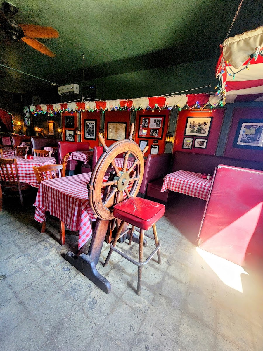 Chez Jay, Los Angeles