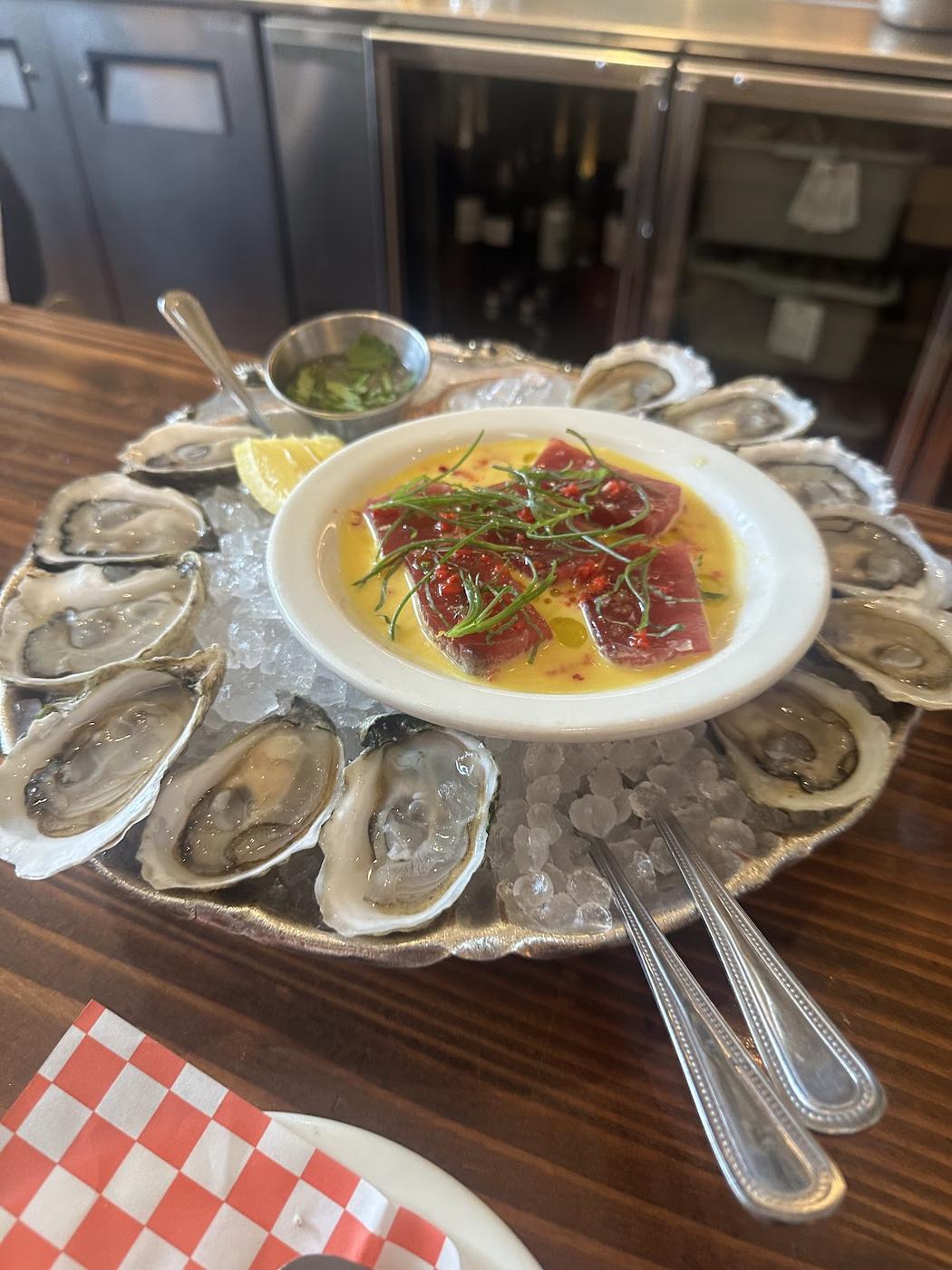 Found Oyster, Los Angeles
