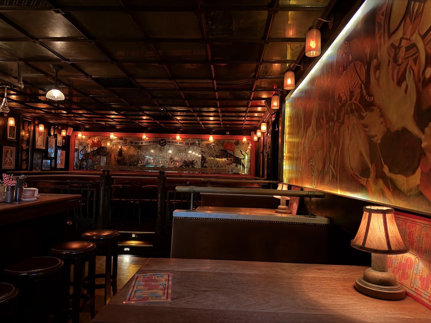 The Roger Room, Los Angeles