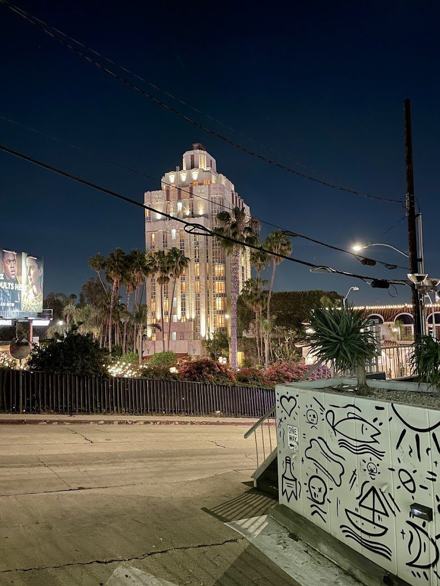 The Tower Bar West Hollywood atmosphere