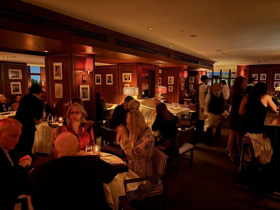 The Tower Bar bar service