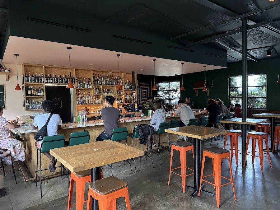 Thunderbolt bar service