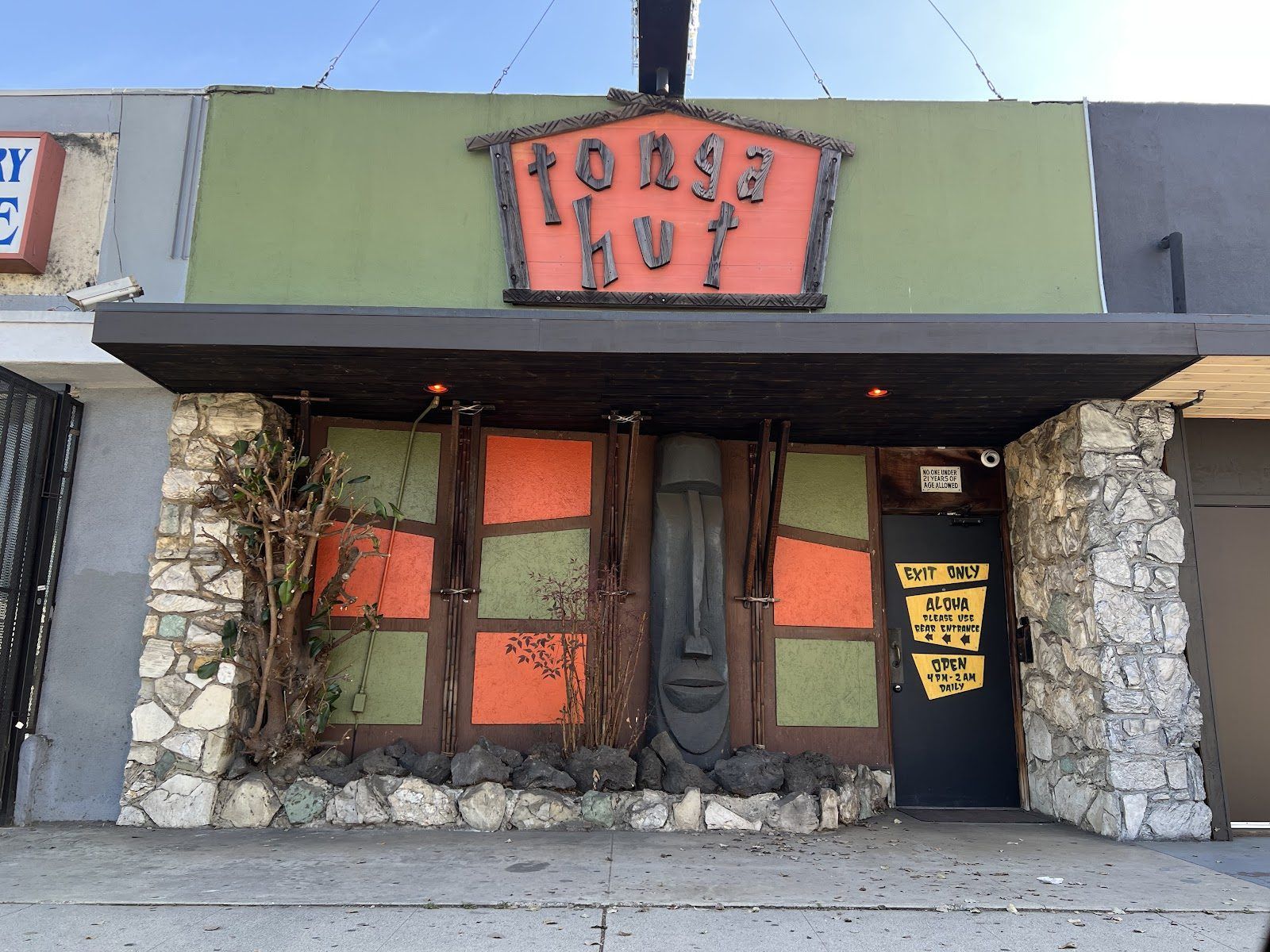 Tonga Hut Los Angeles bar interior