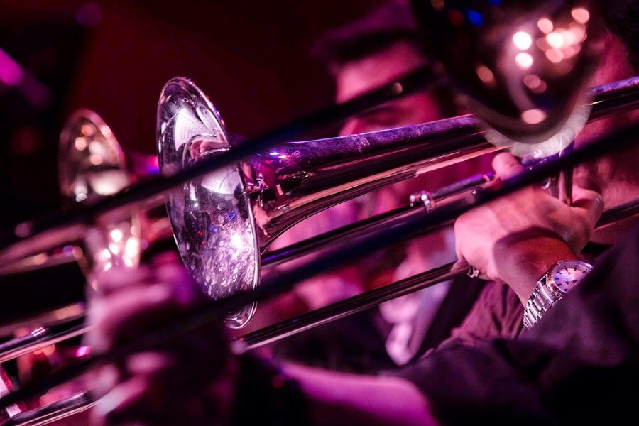 Bogui Jazz bar service