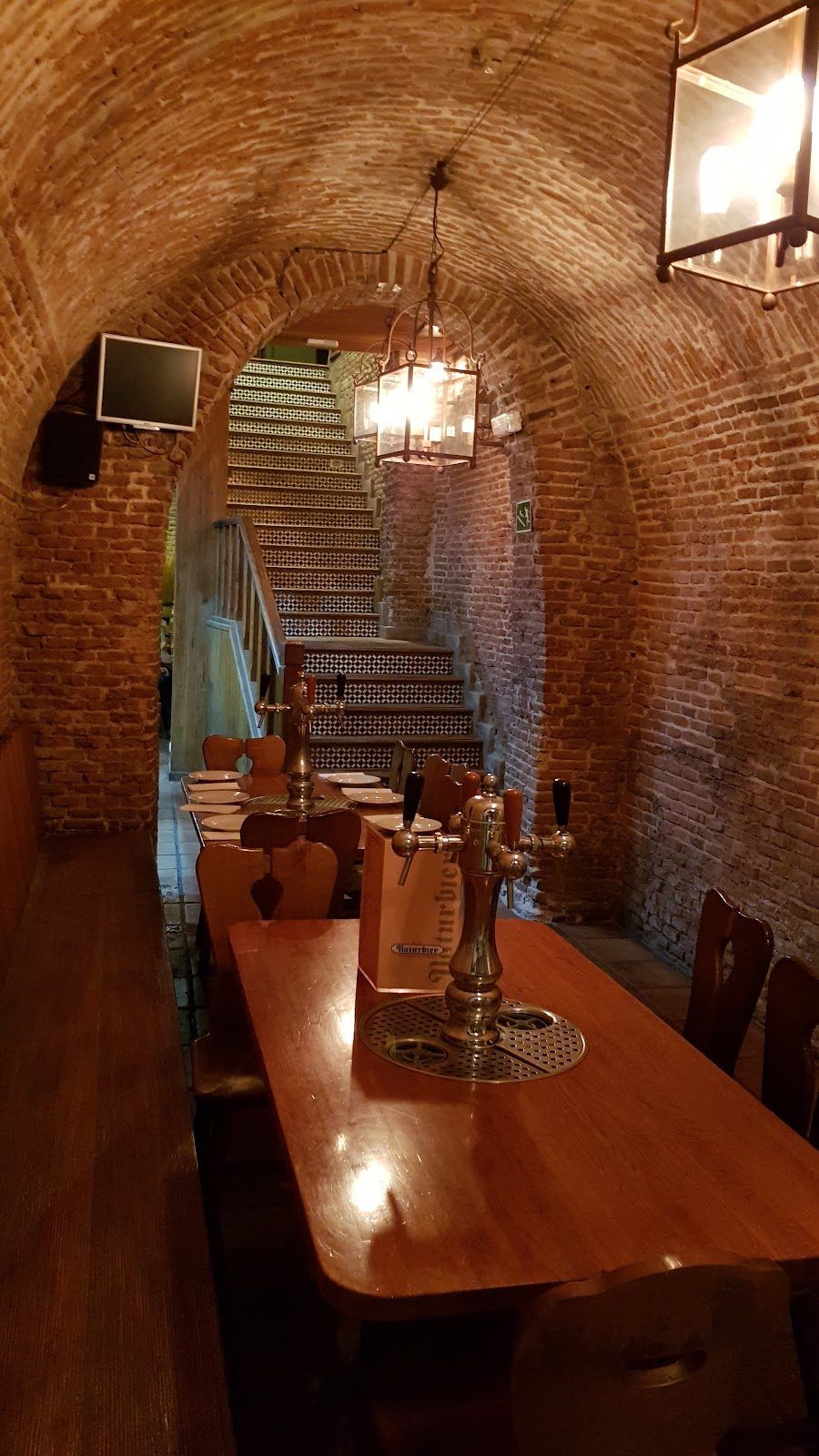 Naturbier bar service