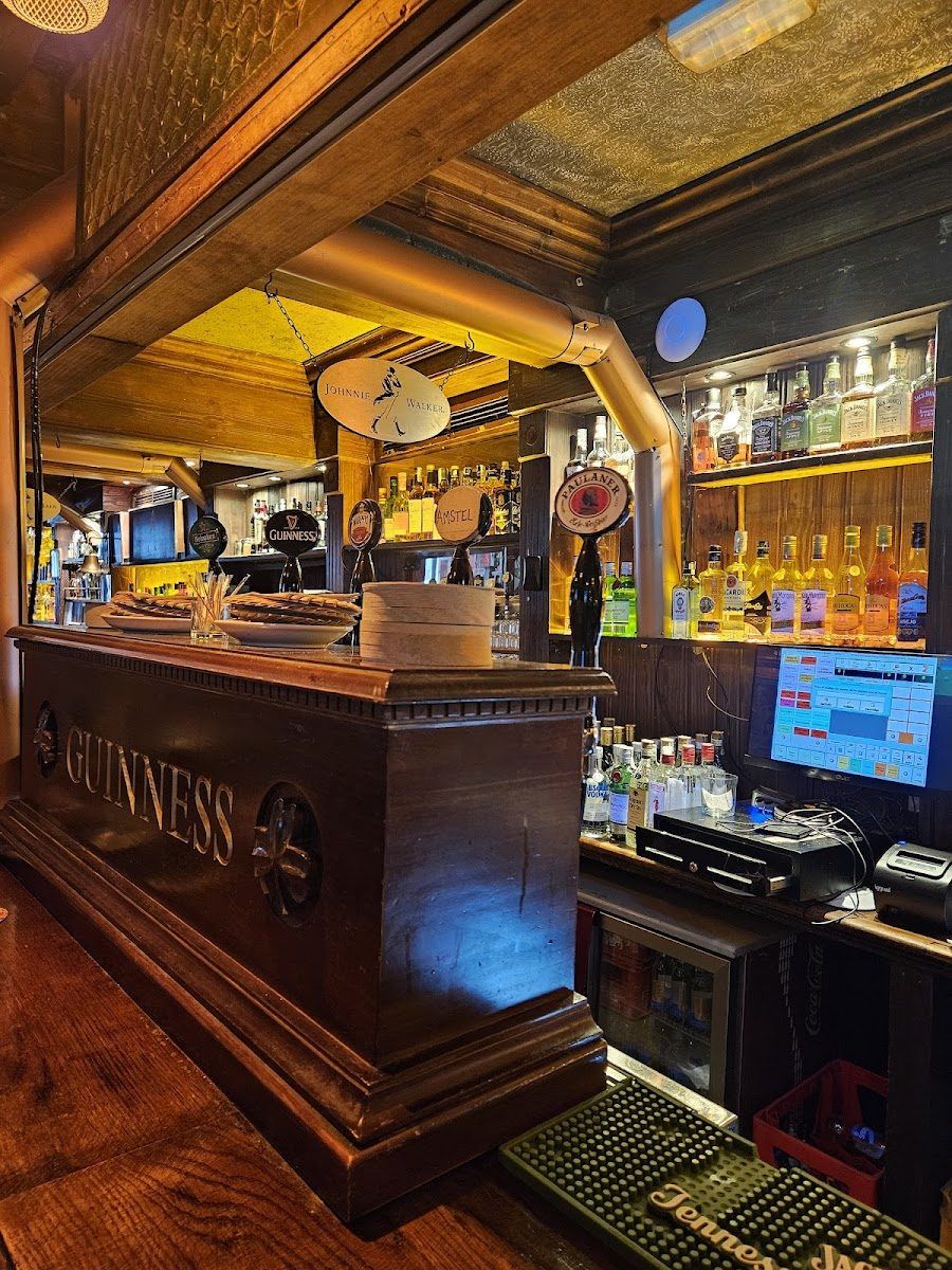 The Irish Rover Madrid interior