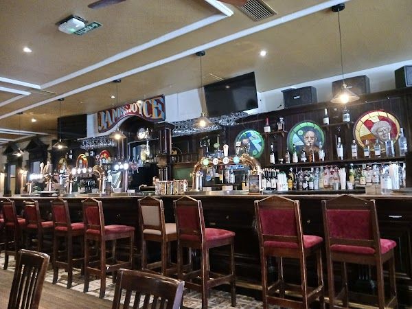 Old Town Pub Madrid