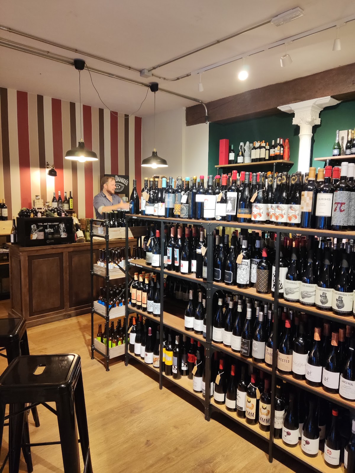 Wine and pour