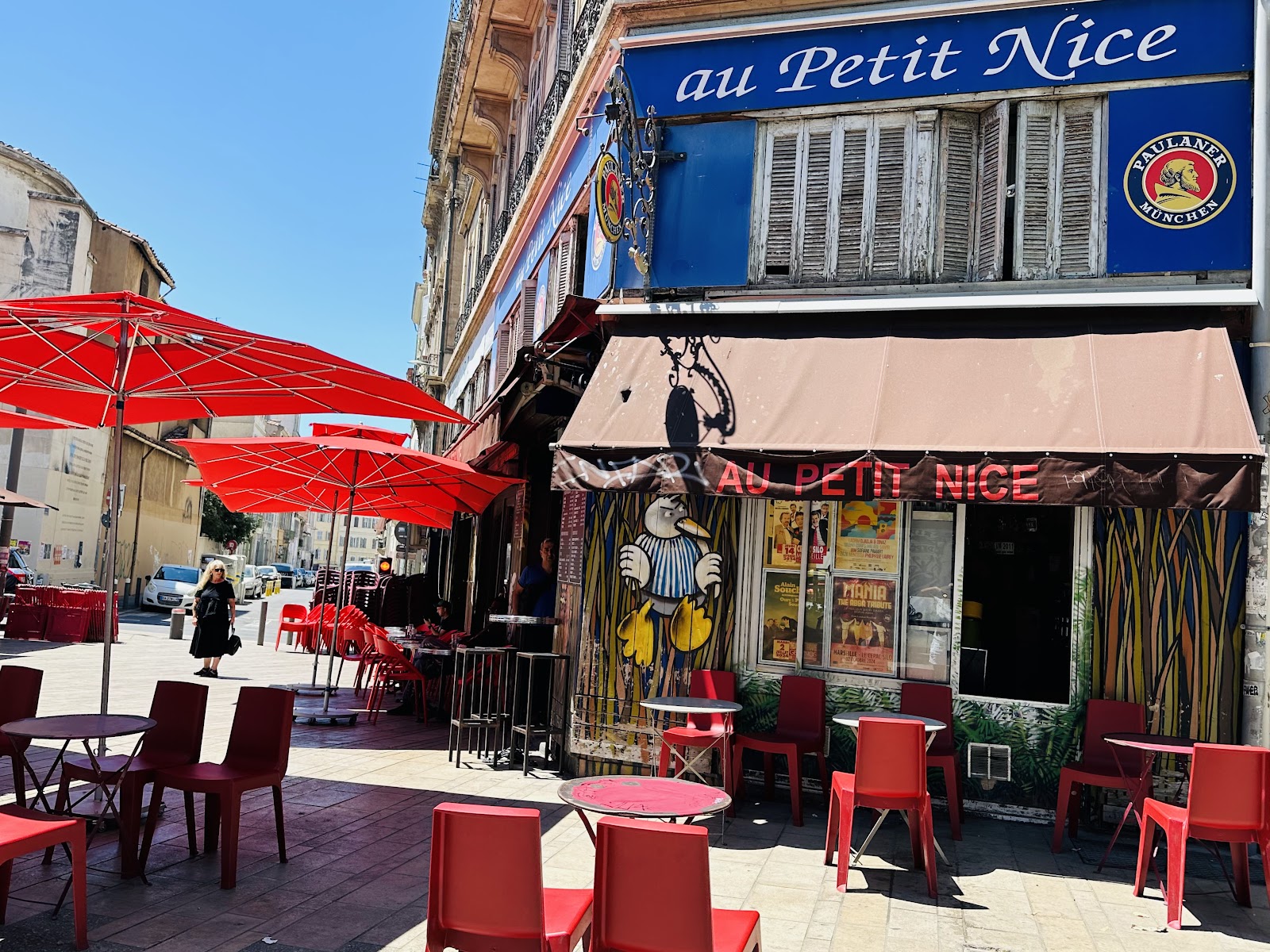 Au Petit Nice Marseille bar interior