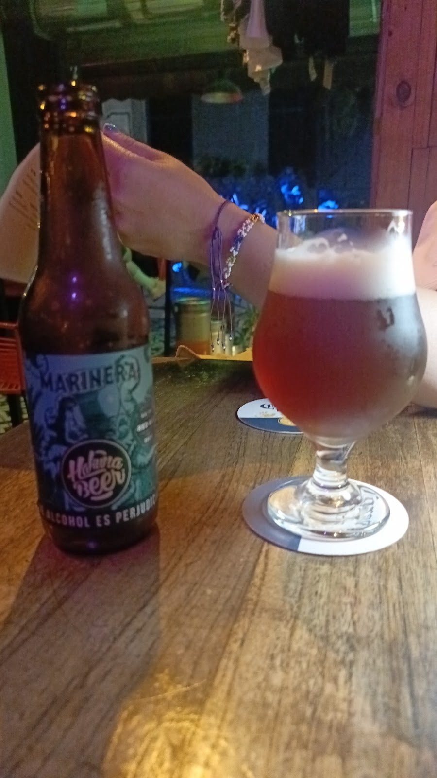 Barrica Cerveceria beer garden atmosphere