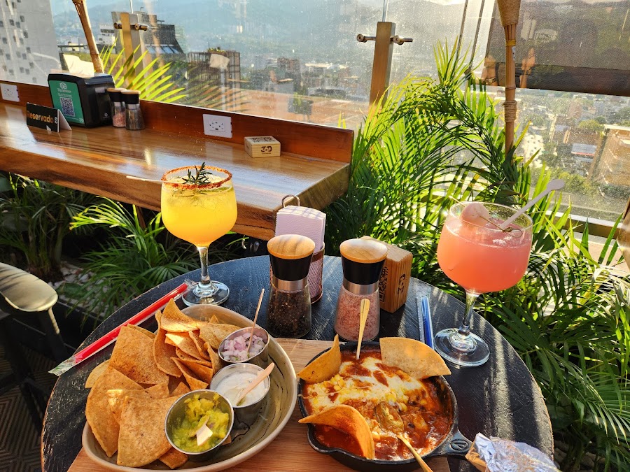 Belmar Rooftop, Medellin