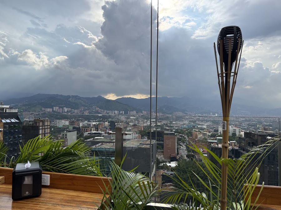 Belmar Rooftop, Medellin