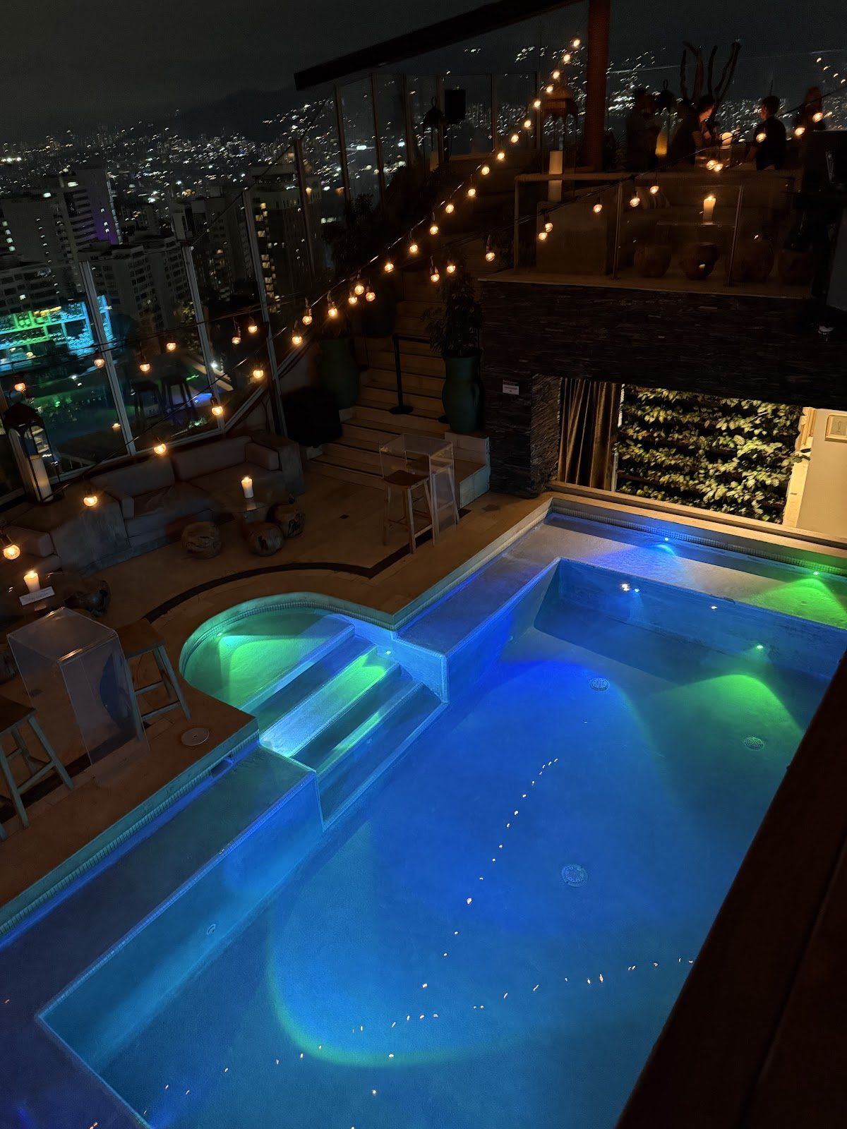 Envy Rooftop, Medellin
