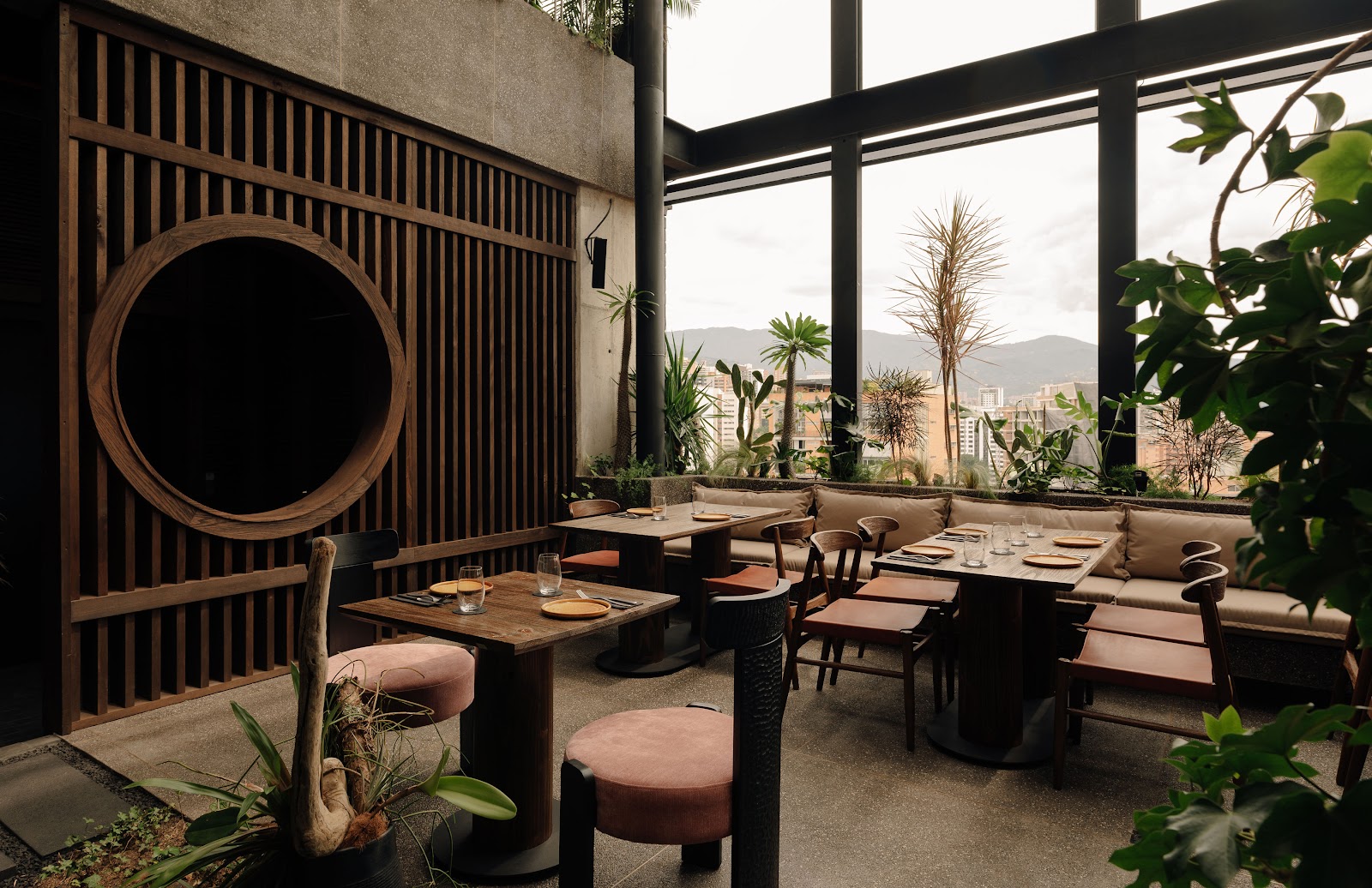 Mendel Cocktail Bar Medellin bar interior