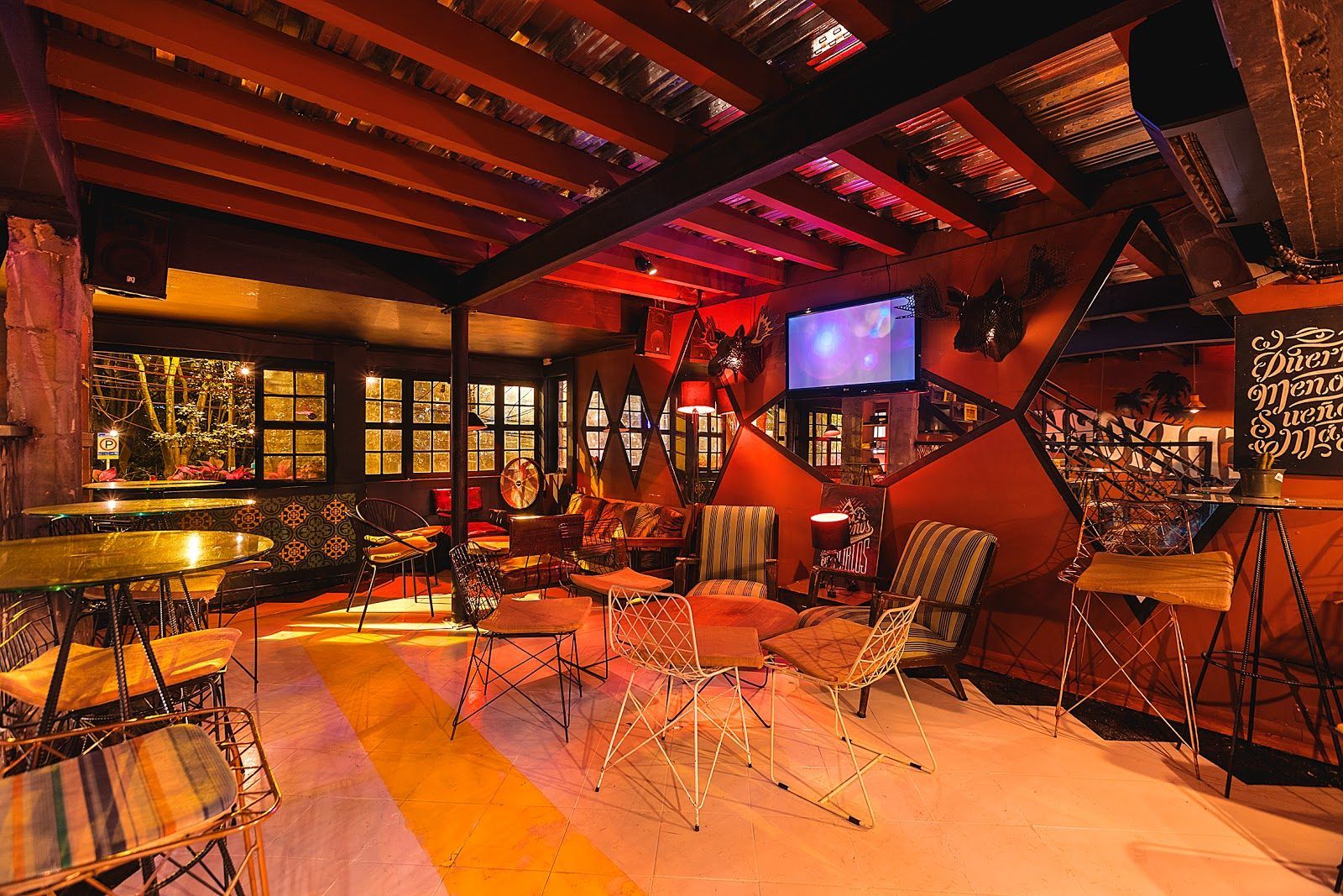 Vintrash Medellín bar interior