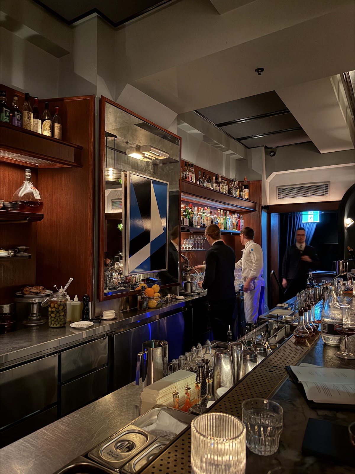 Late night bar scene
