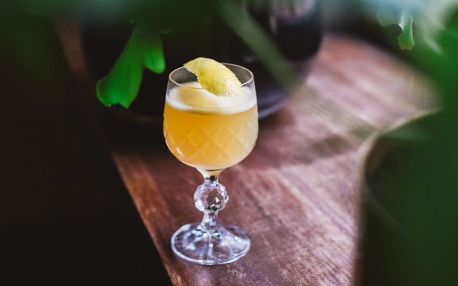 Romeo Lane bar service