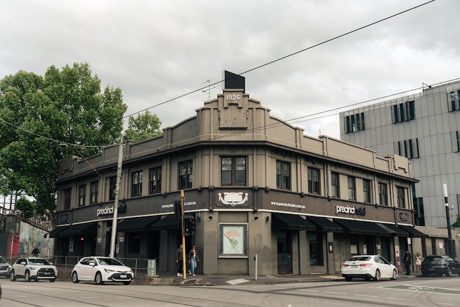 The Precinct Hotel Richmond atmosphere