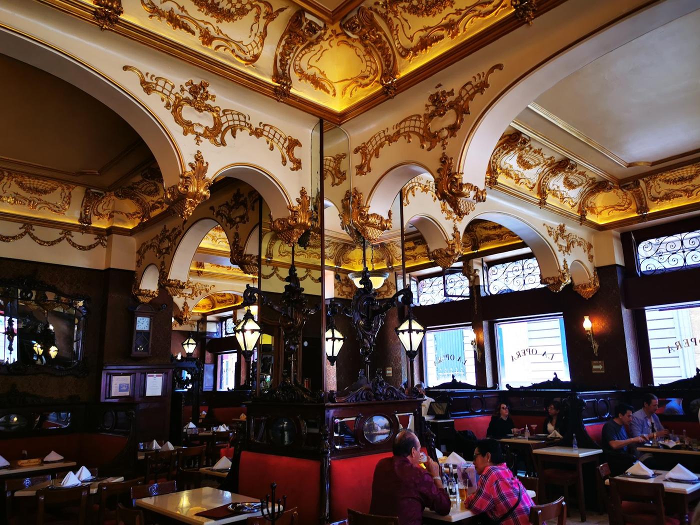 Bar La Ópera historic interior
