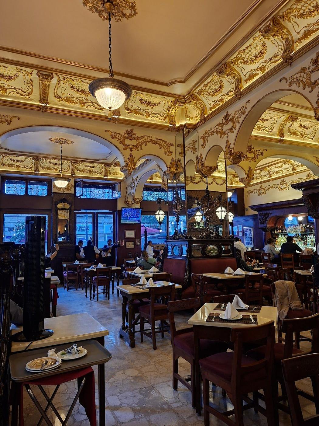 Bar La Ópera, Mexico City