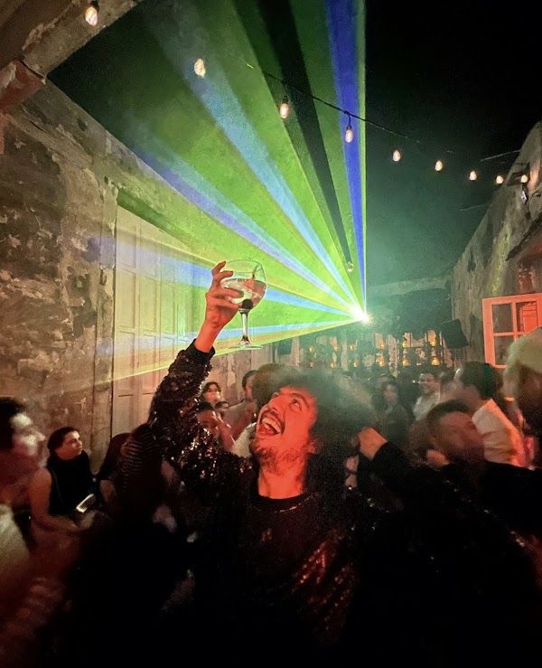 Handshake Speakeasy Mexico City