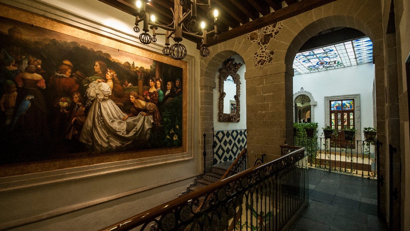 Cafe de Tacuba Bar Mexico City bar interior