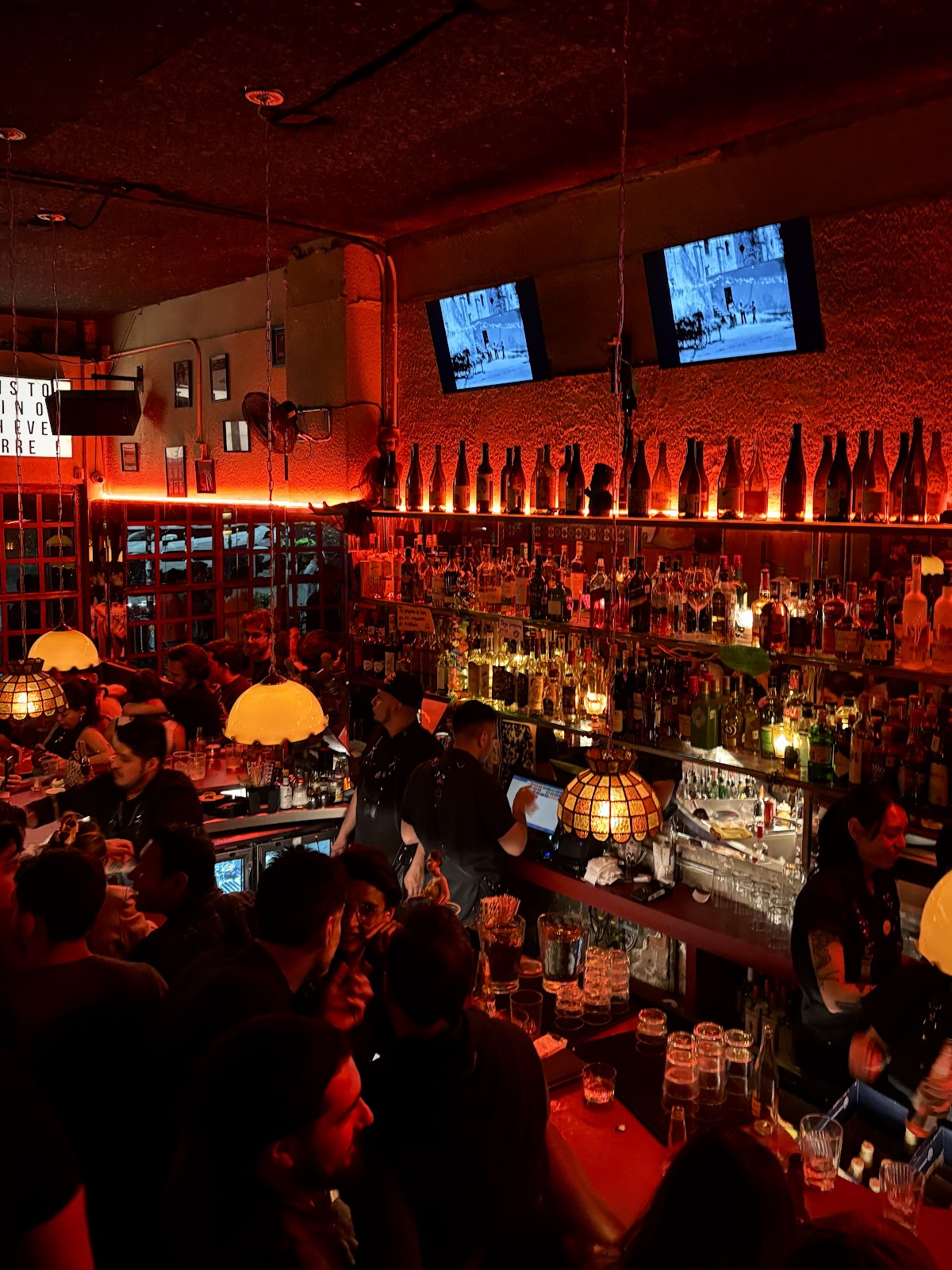 Late night bar scene