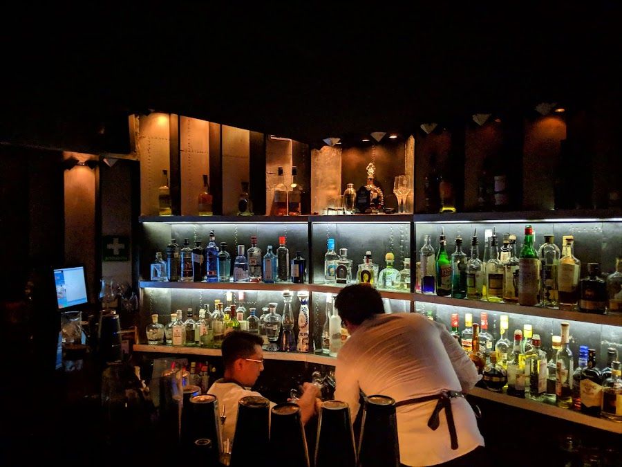 Jules Basement Polanco atmosphere