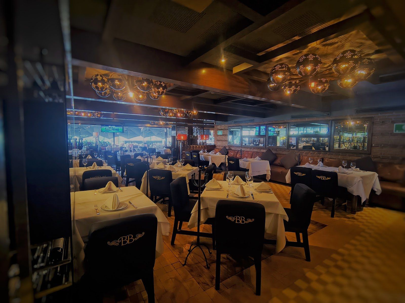 La Buena Barra Mexico City bar interior