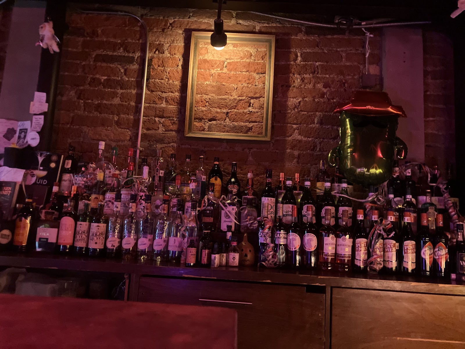 Atmospheric bar lighting