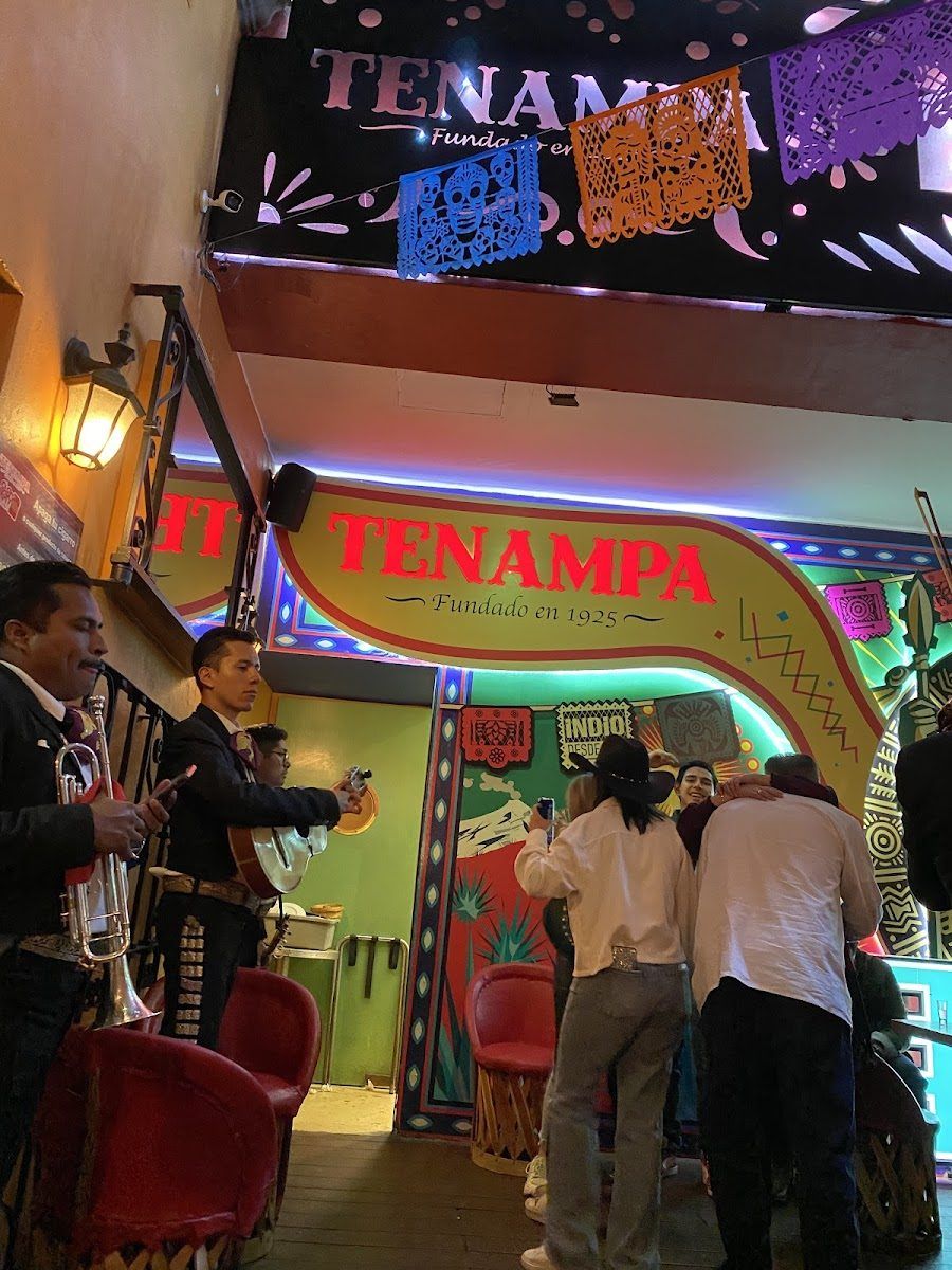 Salón Tenampa, Mexico City