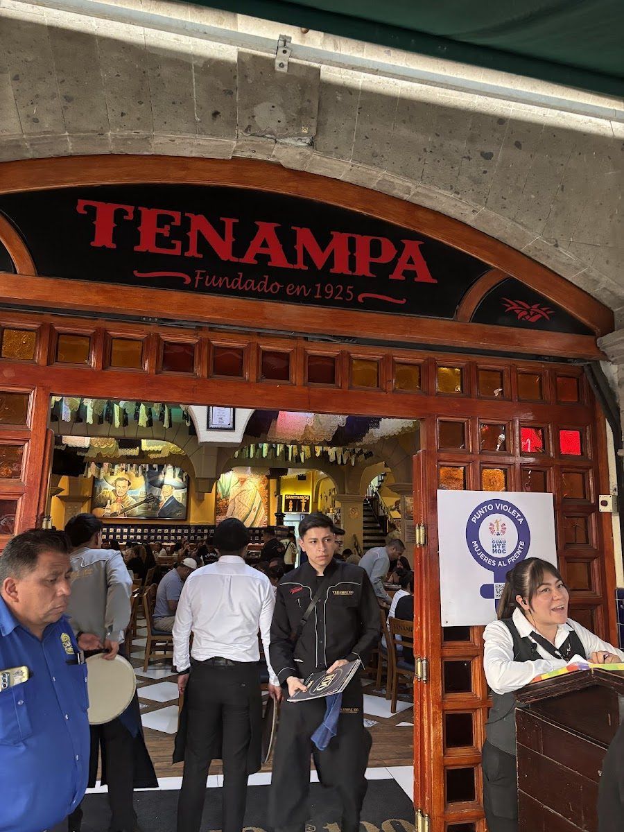 Salón Tenampa, Mexico City