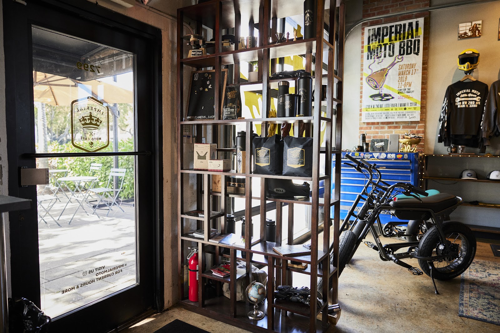Cafe Racer, Miami
