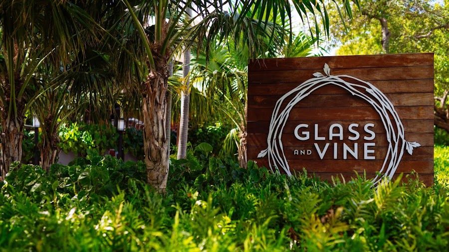 Glass &amp; Vine, Miami