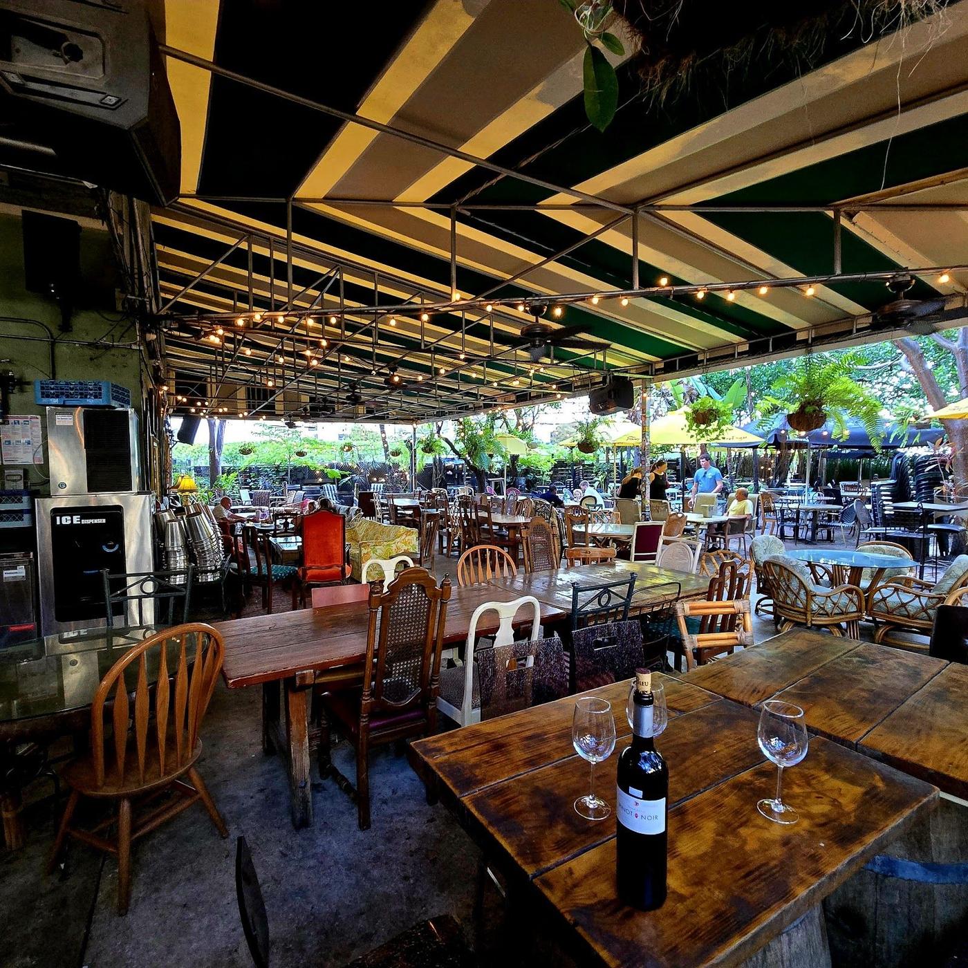 Lagniappe, Miami
