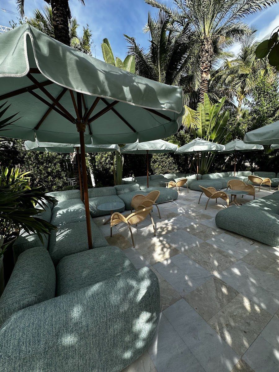Lobby Bar at Pendry South Beach atmosphere