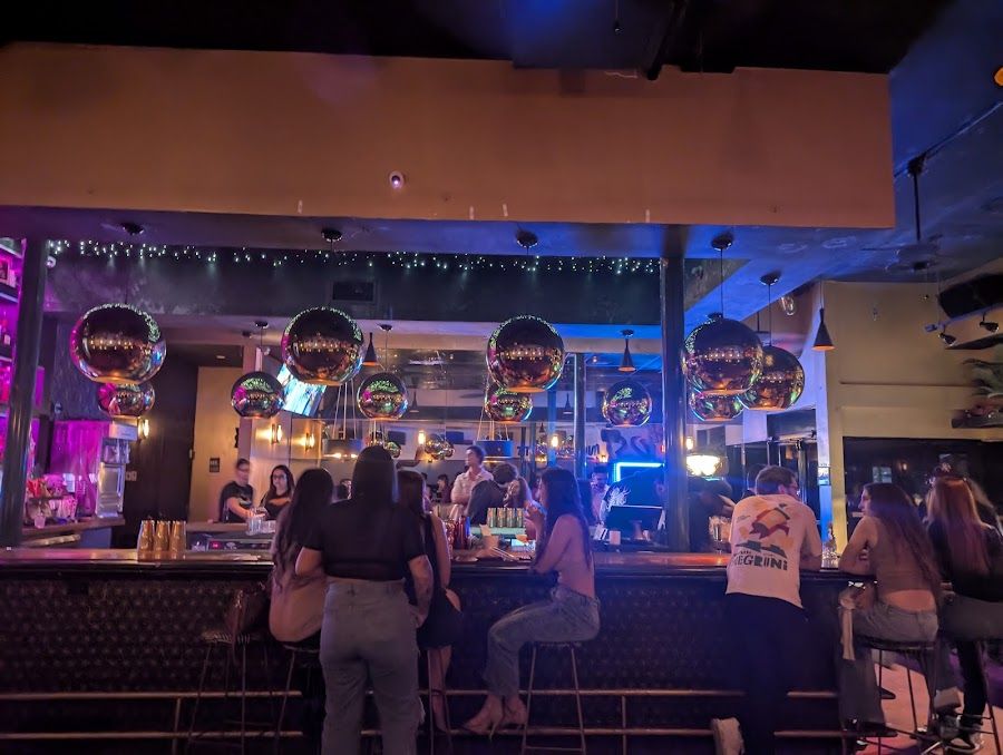 Mama Tried bar service