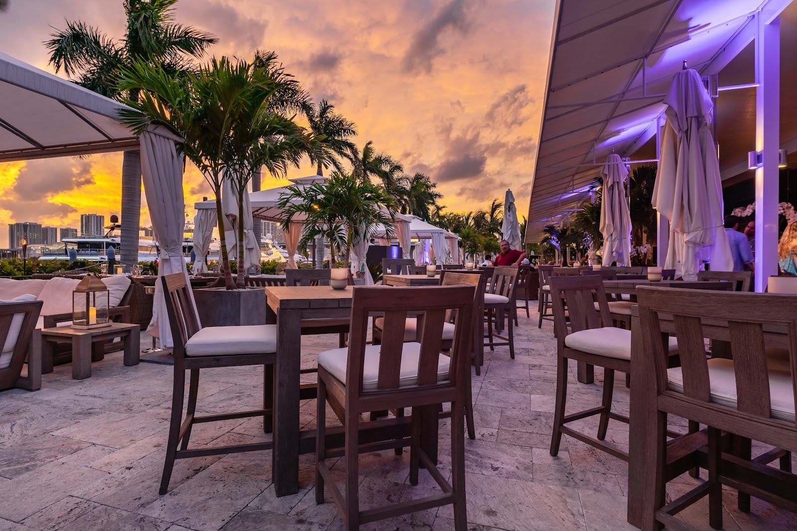 The Deck at Island Gardens Miami bar interior