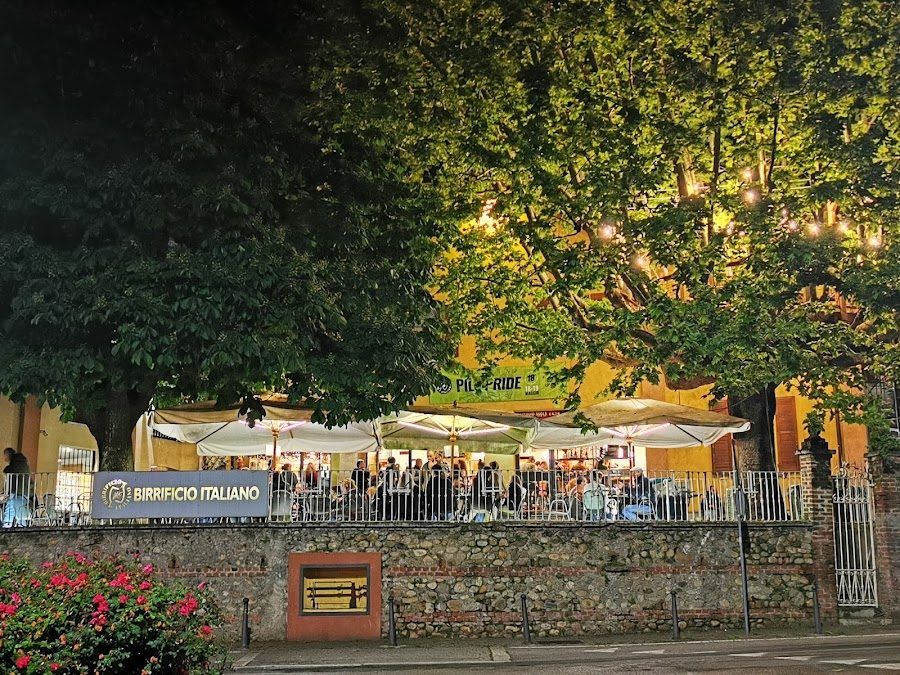 Birrificio Italiano Tap Room Lurago Marinone (just outside Milan) atmosphere