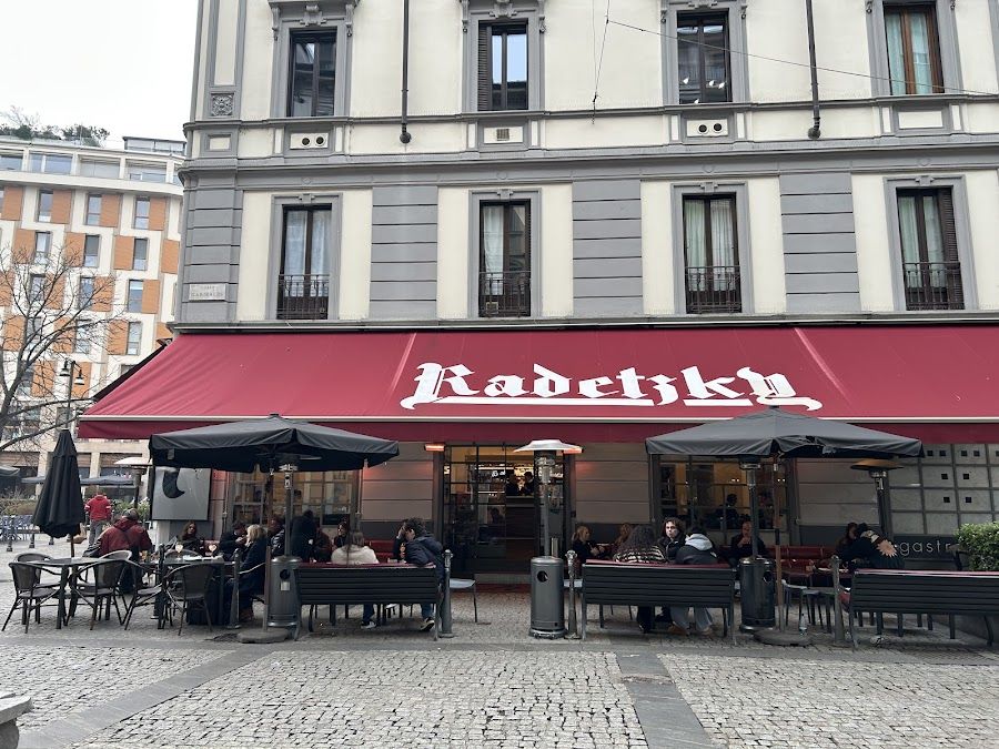 Radetzky Cafe cocktail at the bar