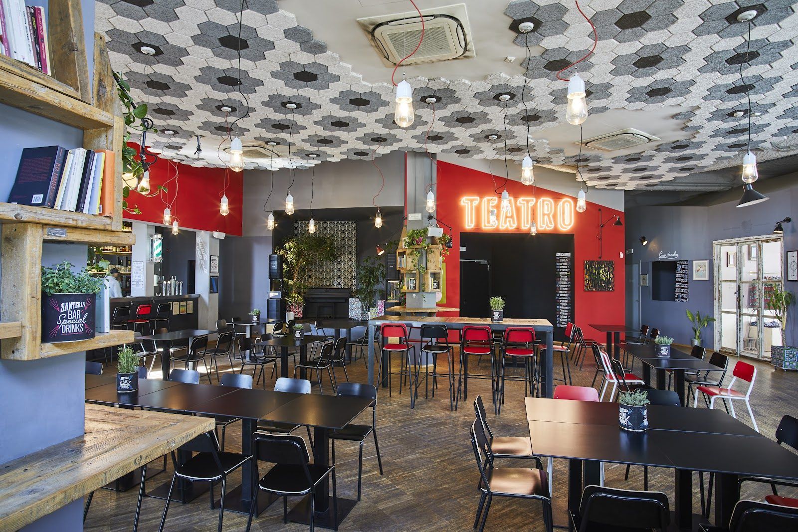 Santeria Toscana 31 Milan bar interior
