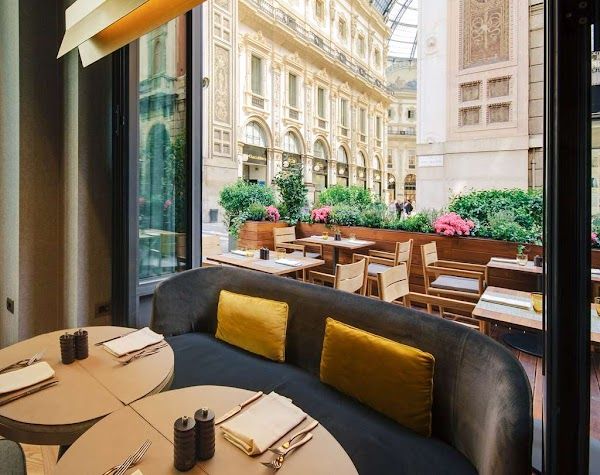 Mag Cafe Milan