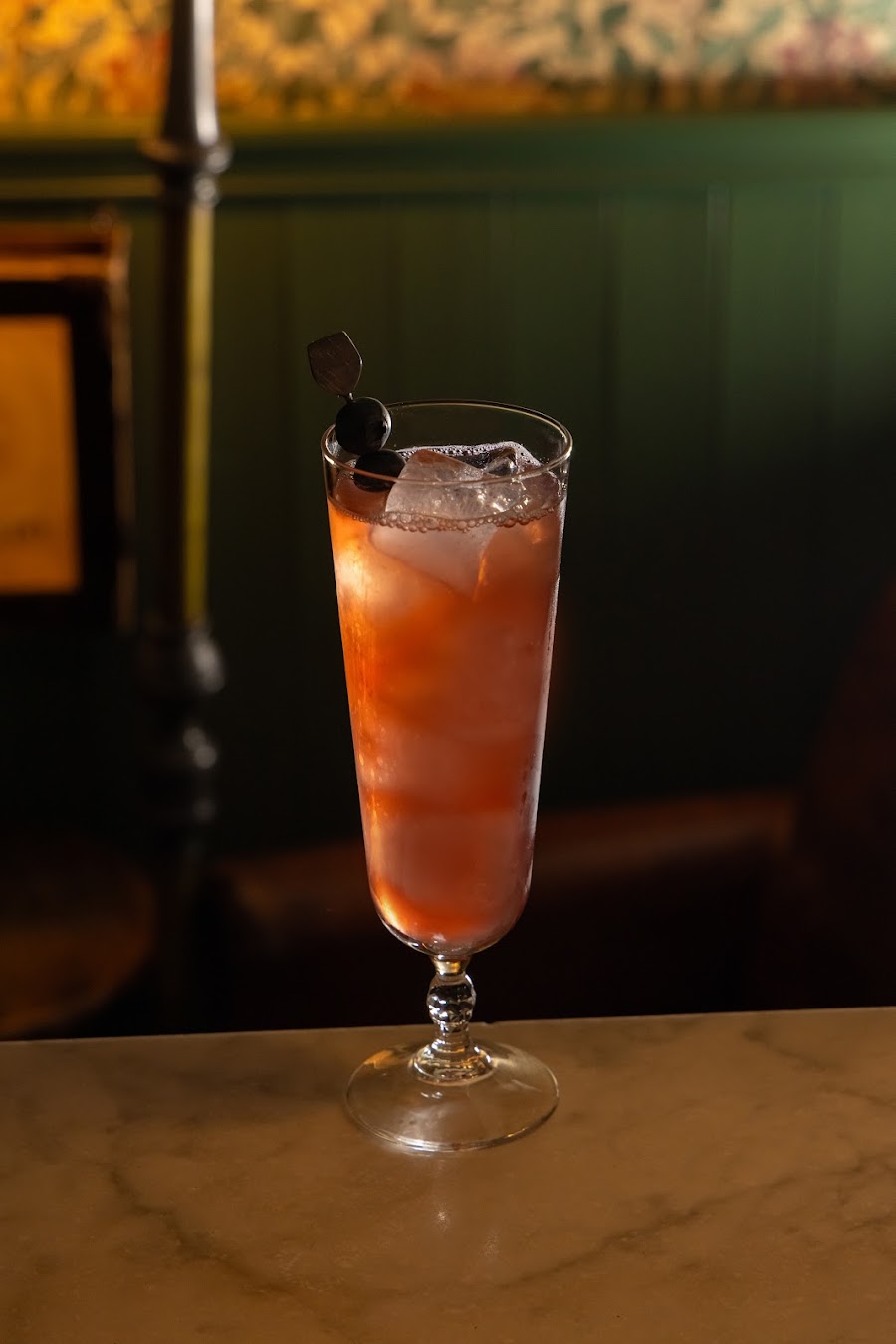 Ugo Bar, Milan
