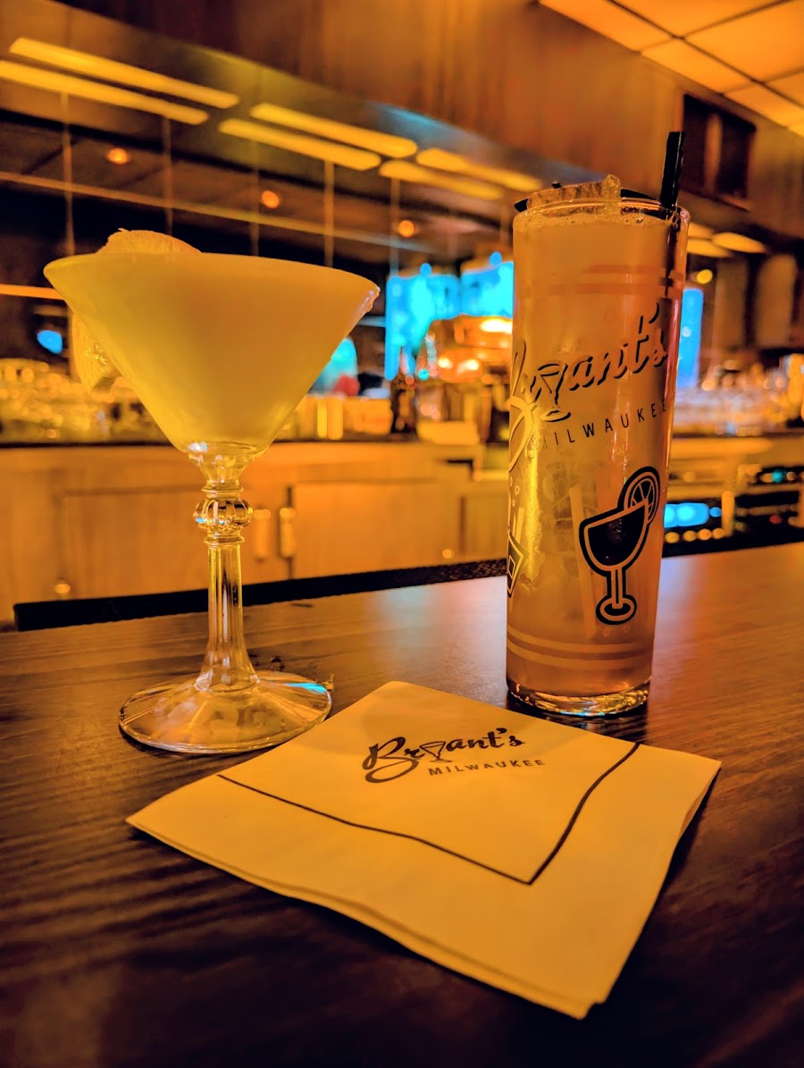 Bryant's Cocktail Lounge, Milwaukee