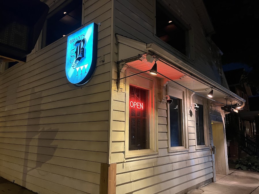 Bryant's Cocktail Lounge, Milwaukee