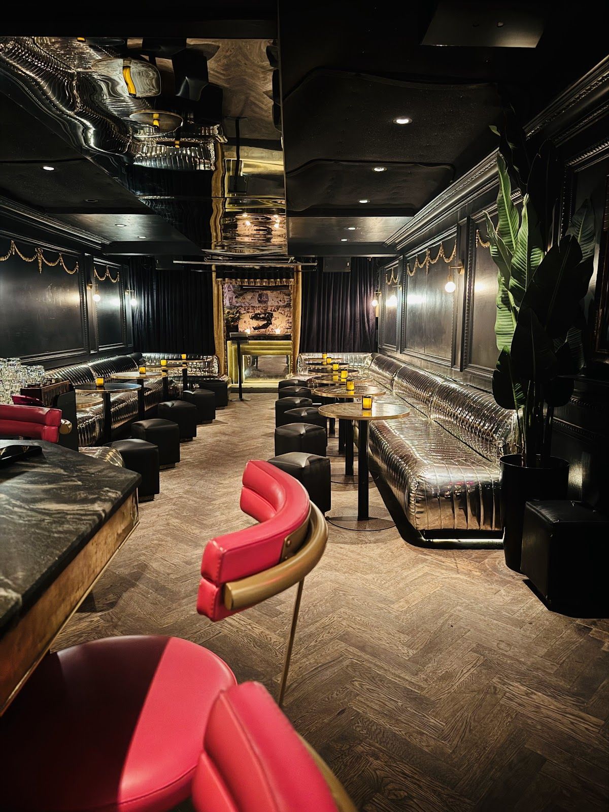 Le Mal Necessaire Montreal